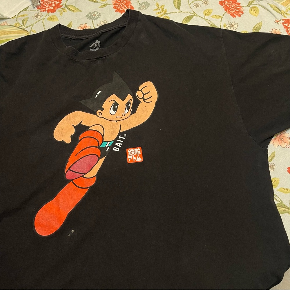 Astro Boy x Bait Graphic Tee - Picture 10 of 11